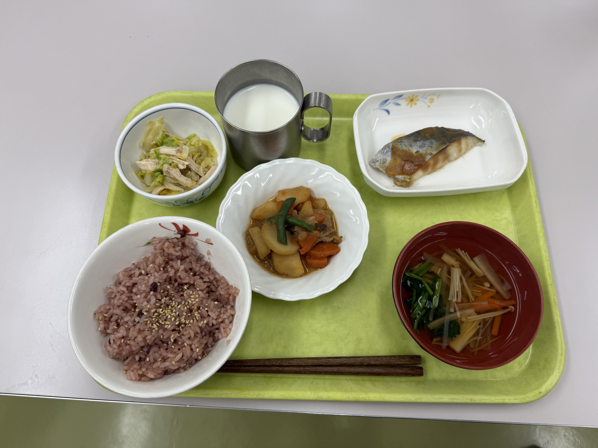 250415 本日の給食
